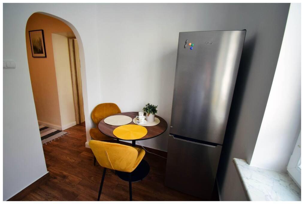 Color 24 Vii Apartment *